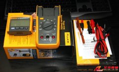 Fluke 233 數(shù)字萬(wàn)用表(真有效值、遠(yuǎn)程控制、顯示分離)